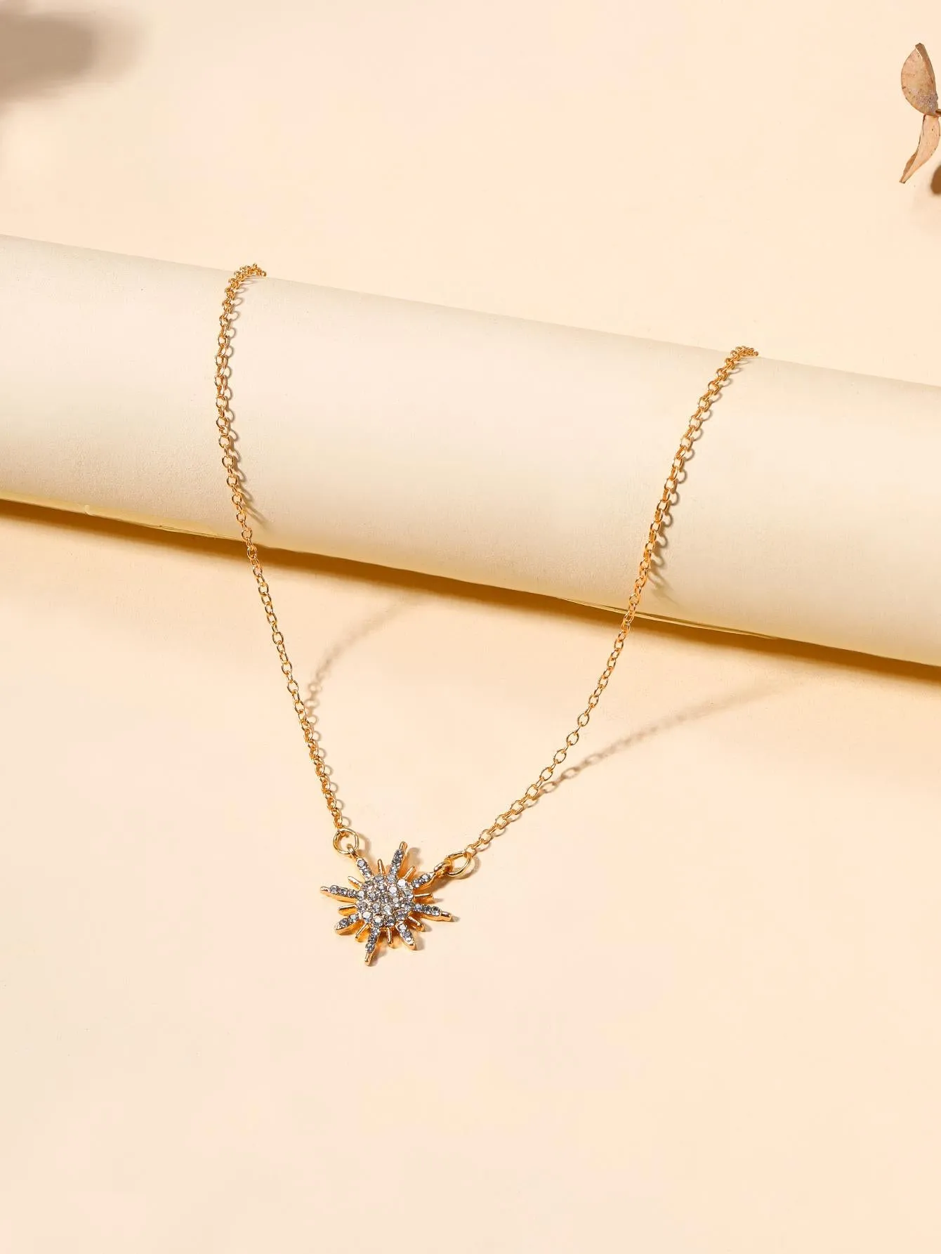 Amy Fashion - 1pc Fashion Zinc Alloy Rhinestone Star Pendant Necklace