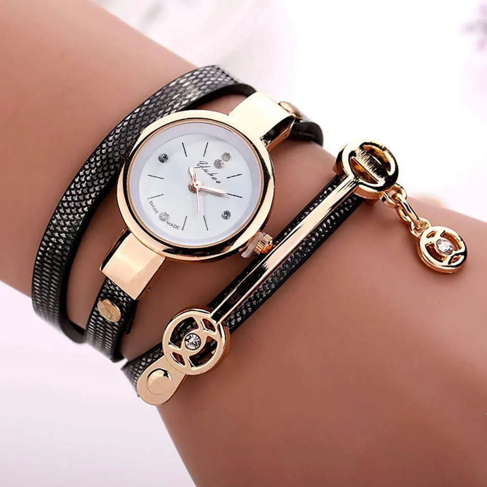 Gold Casual Wristwatch Pro