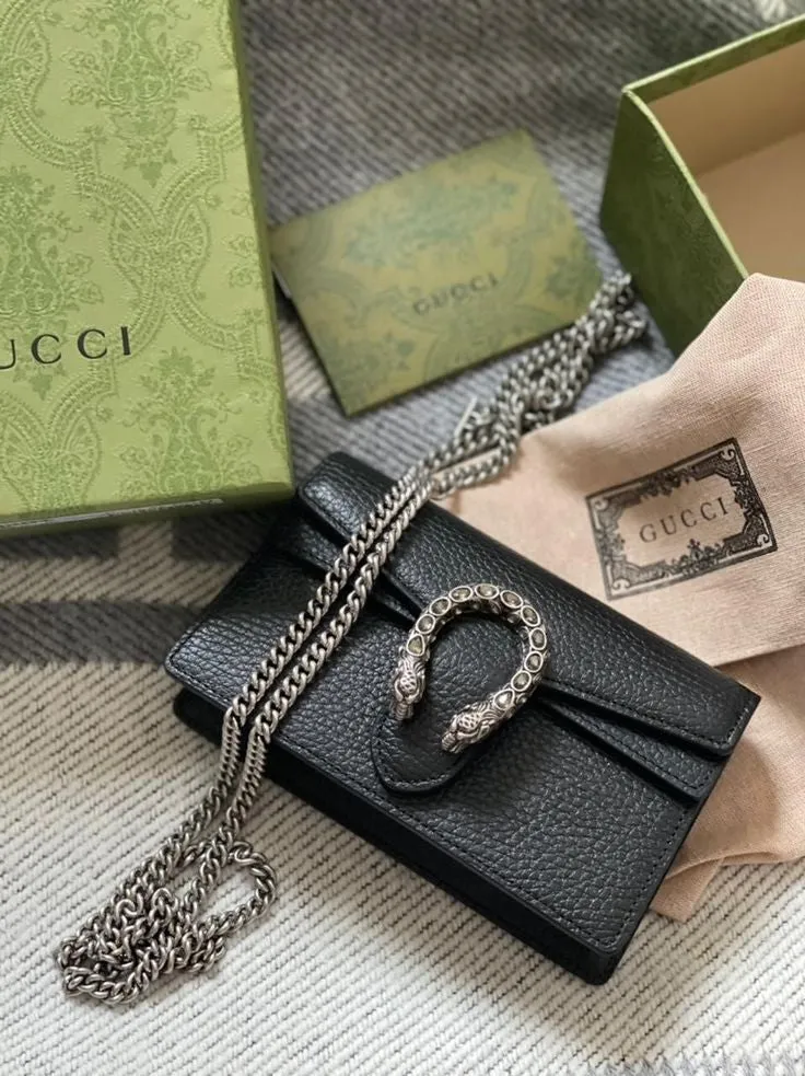 Gucci dionysus mini bag