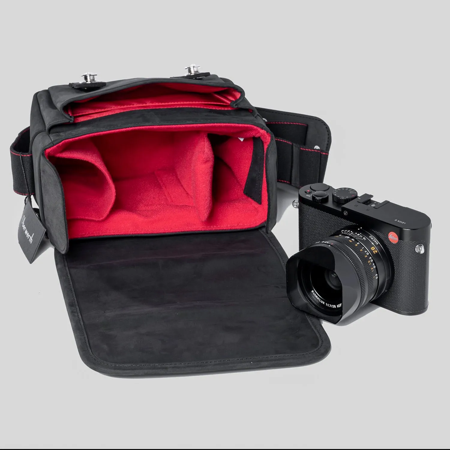 Oberwerth The Q Leather Photo Bag - Black with Red Lining