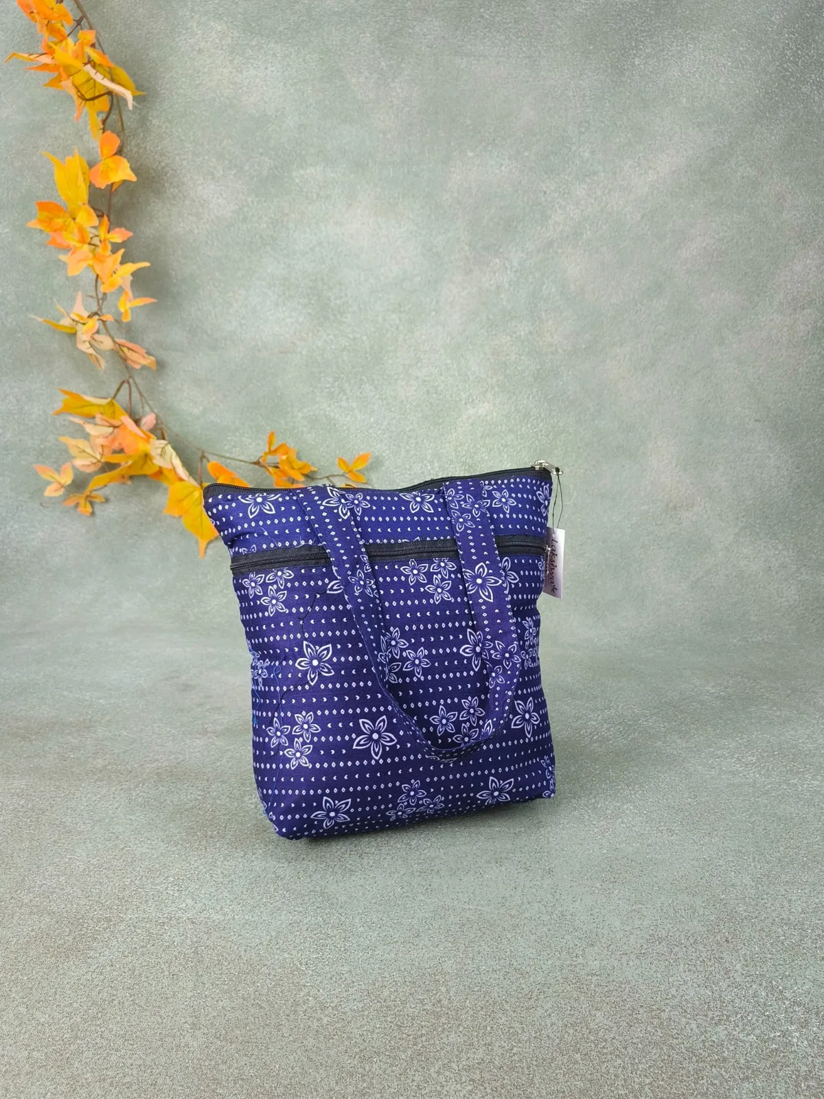 Small handbag Violet with Allover Floral Prints